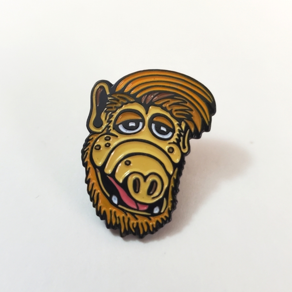 Alf - enamel pin
